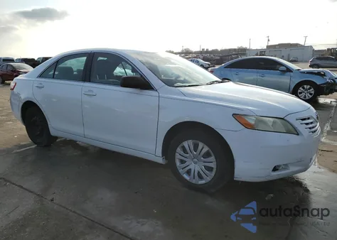 2009 Toyota Camry Base z USA, uszkodzony, nr VIN 4T1BE46KX9U882953